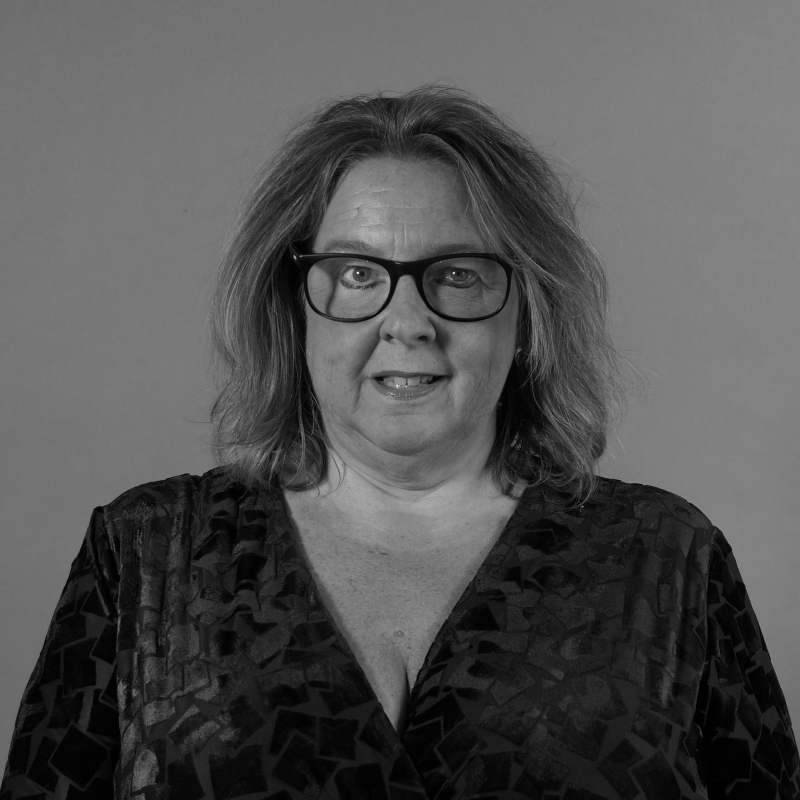 Louise Oliver